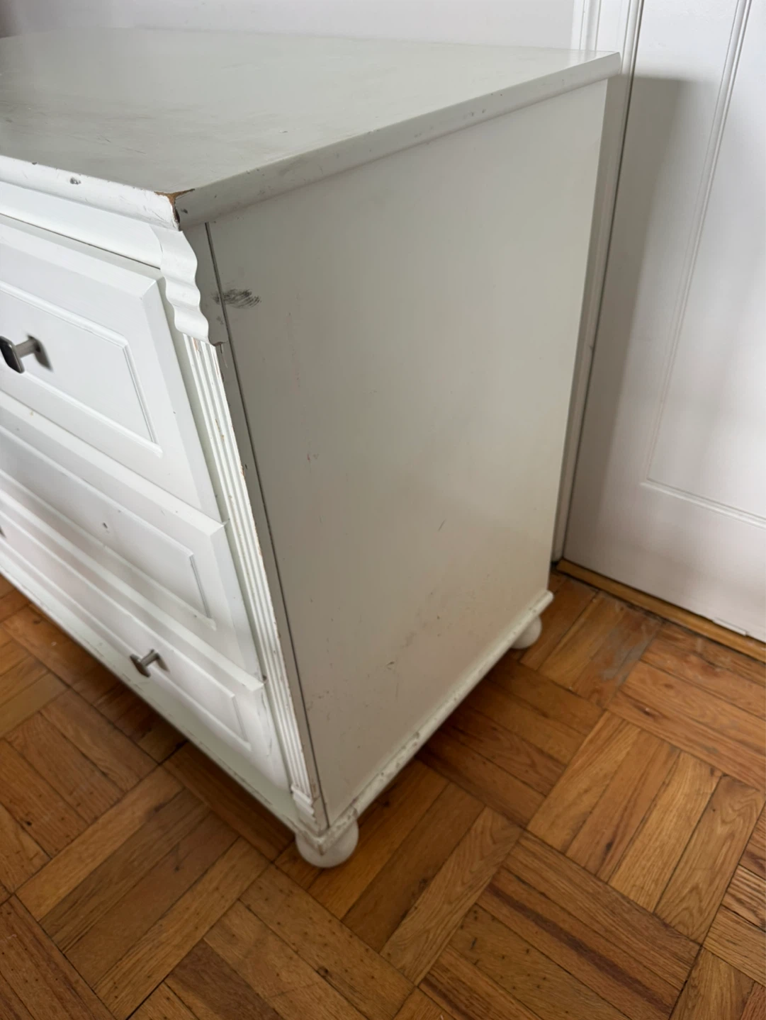 MUST GO - Bellini White 3-Drawer Dresser - photo 3