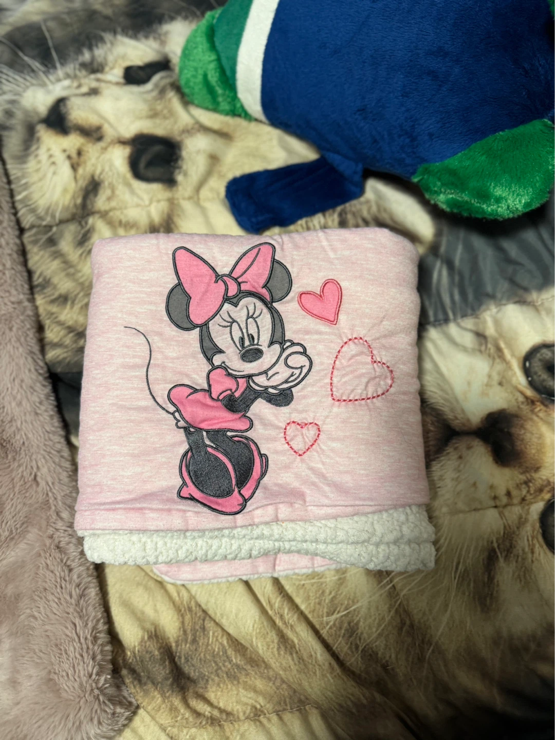 Pink Minnie Mouse Sherpa Blanket