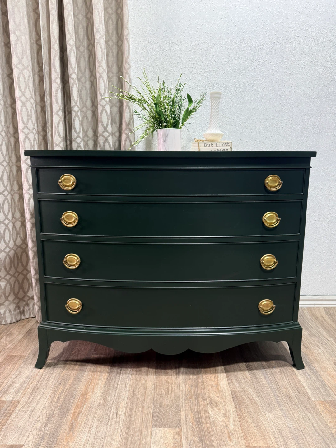 Dark Green Vintage Dresser / Accent Piece - photo 4