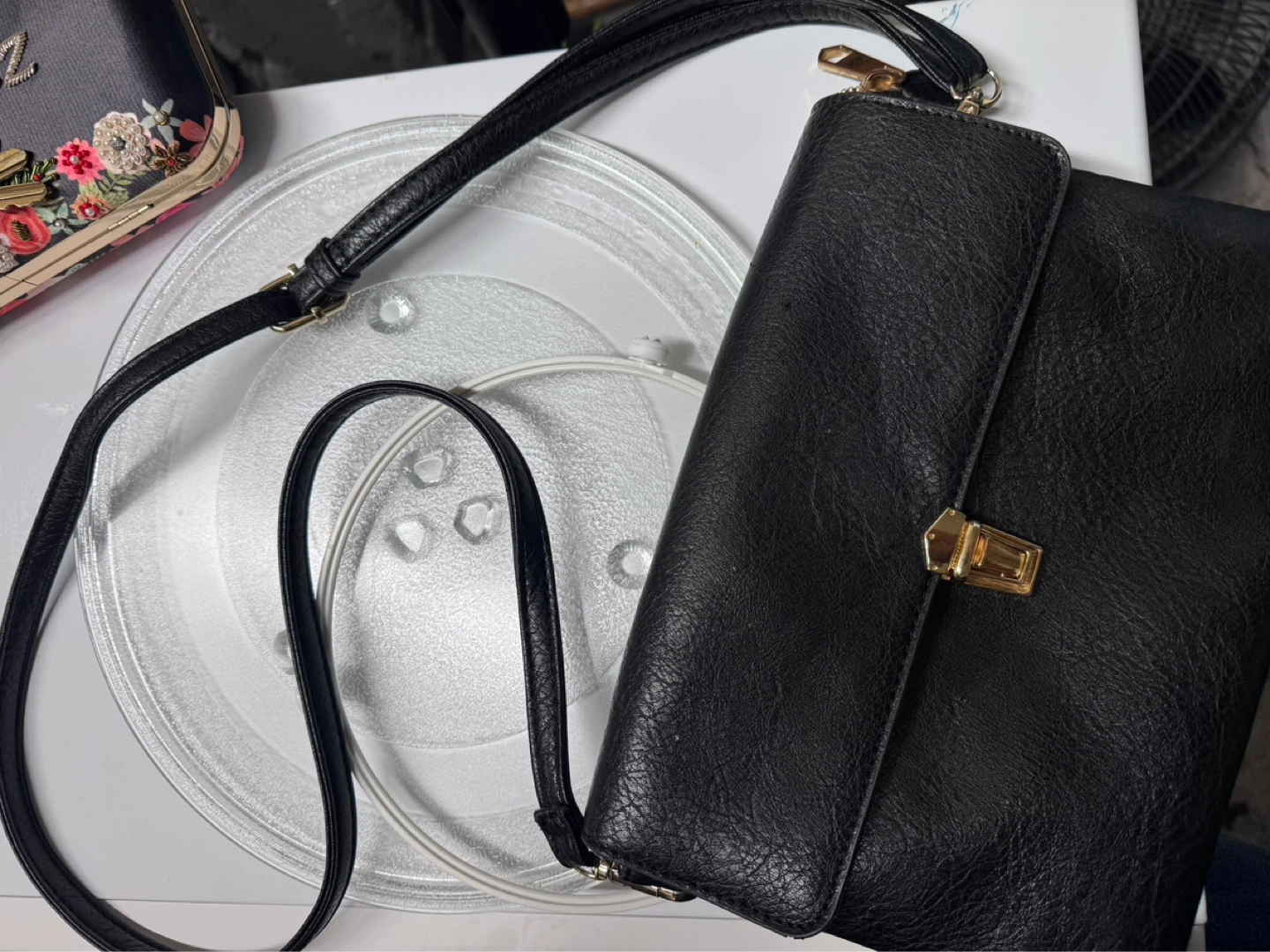 Isabelle Black Faux Leather Crossbody Clutch Bag - photo 5