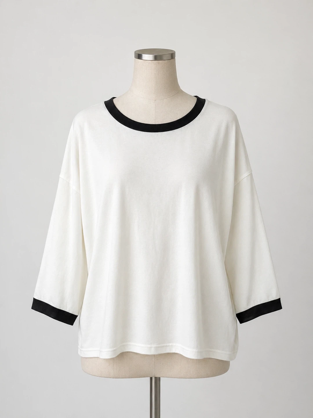 Maison Clicquot White & Black Trim Top - Size M