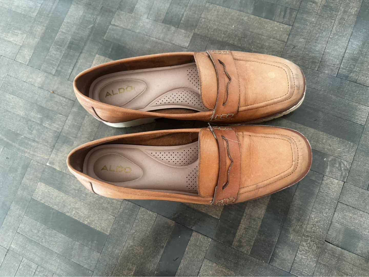 4 pieces of women’s footwear - size US 7.5 - photo 4