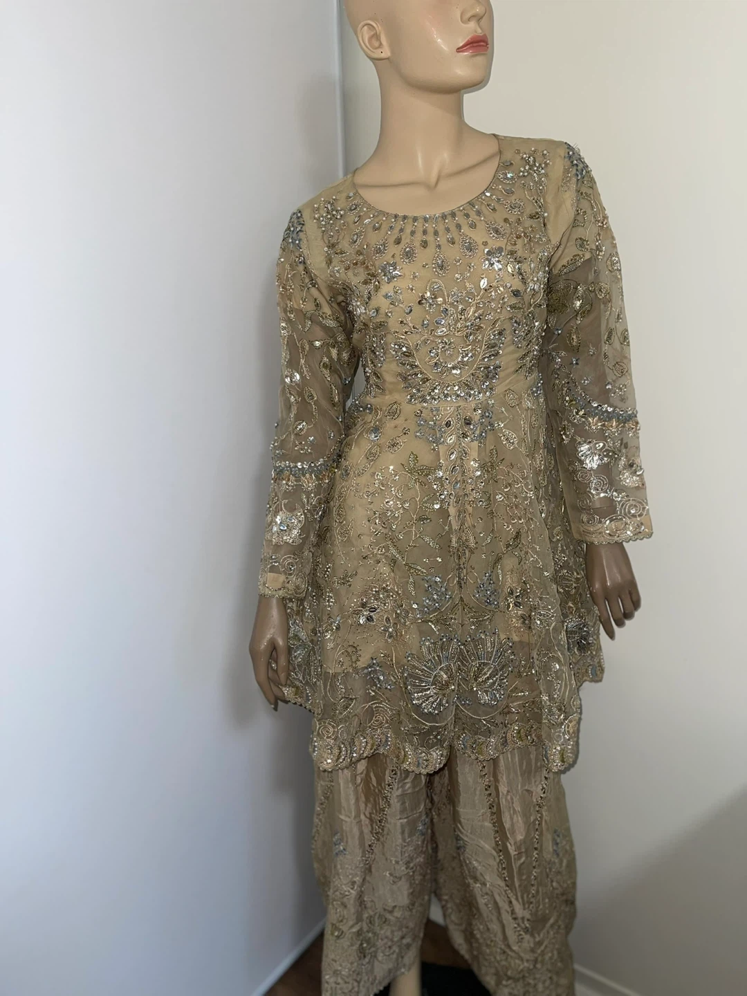 EVERYTHING MUST GO SALE!! Pakistani Indian outfits dresses