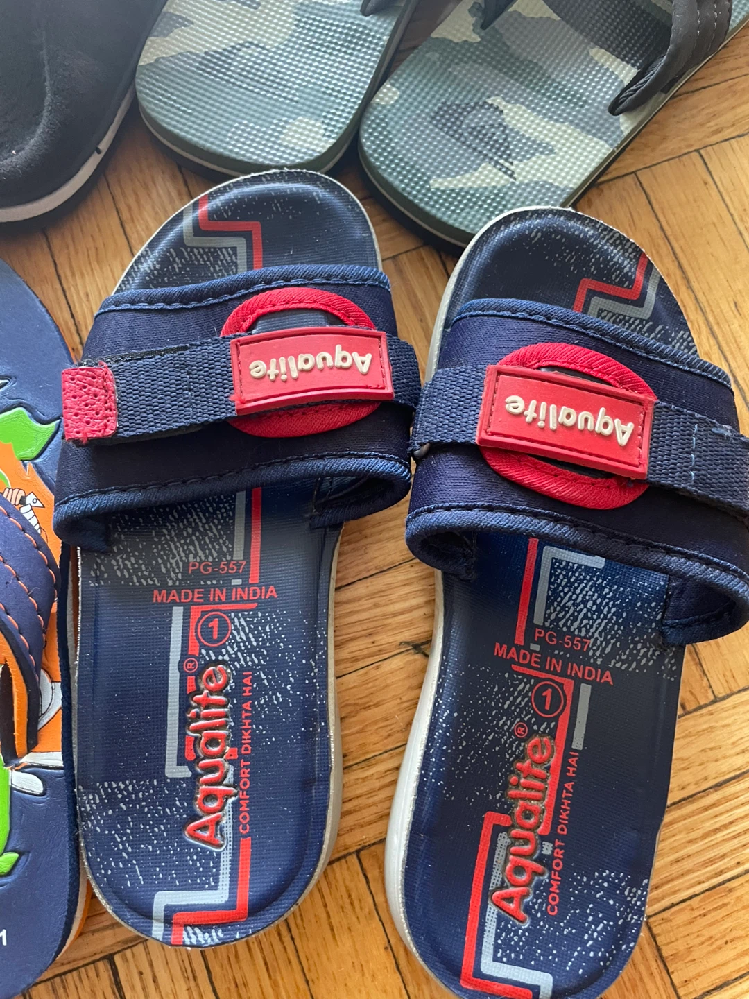 Aqualite Sandals Size 1 - photo 3
