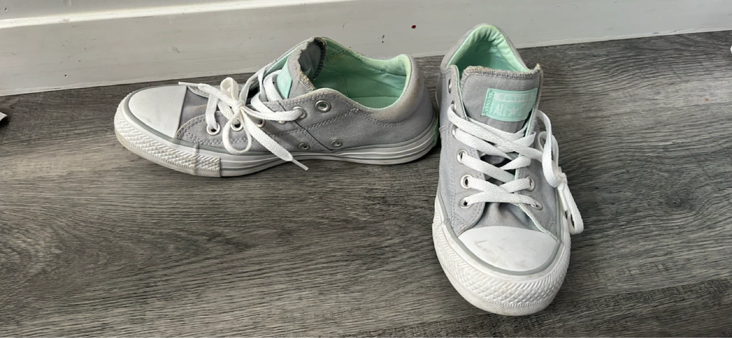 Converse - Grey - Women's Size 8.5 - photo 2