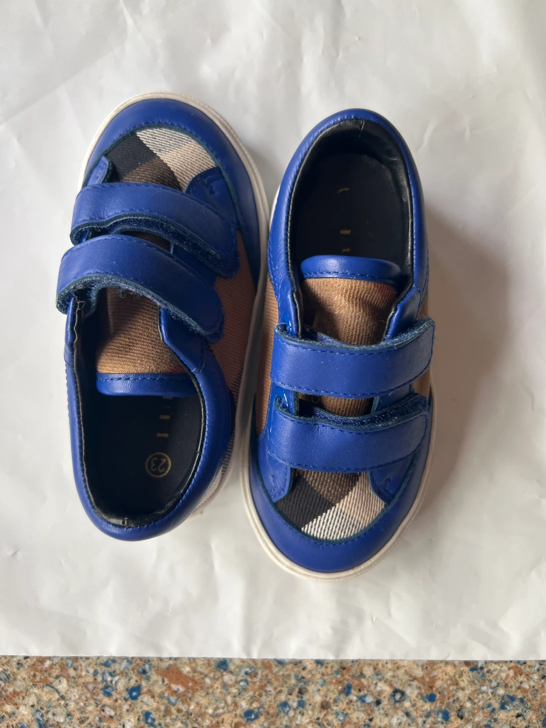 Original & authentic Burberry Kids Blue Plaid Velcro Sneakers - photo 4