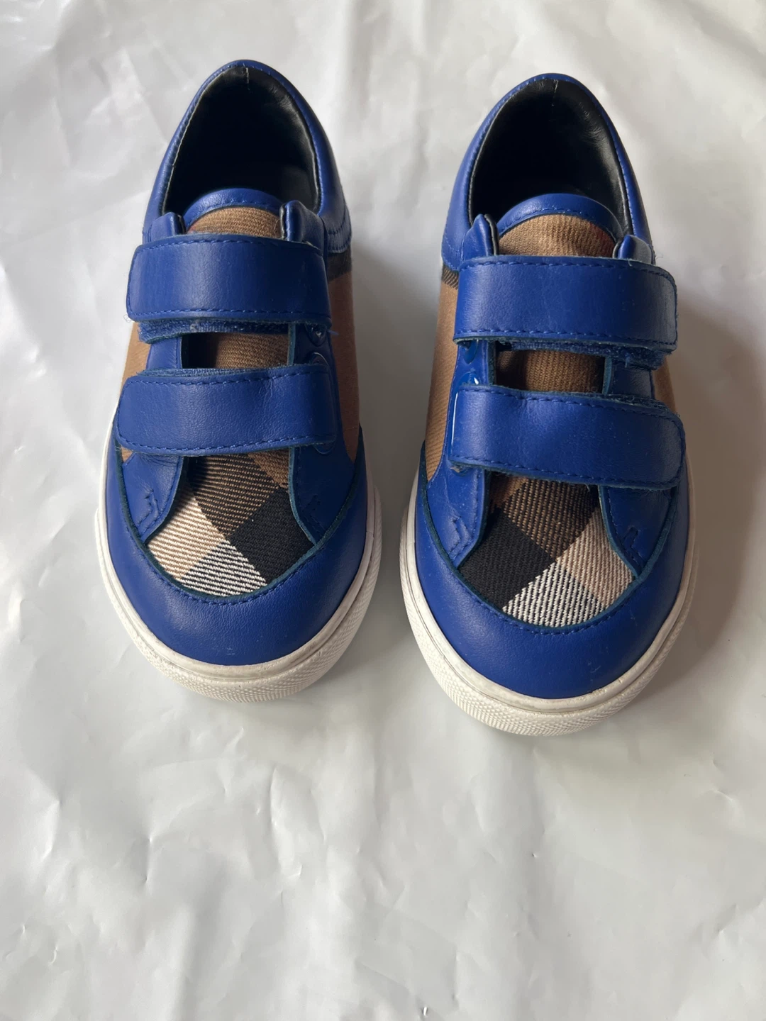 Original & authentic Burberry Kids Blue Plaid Velcro Sneakers