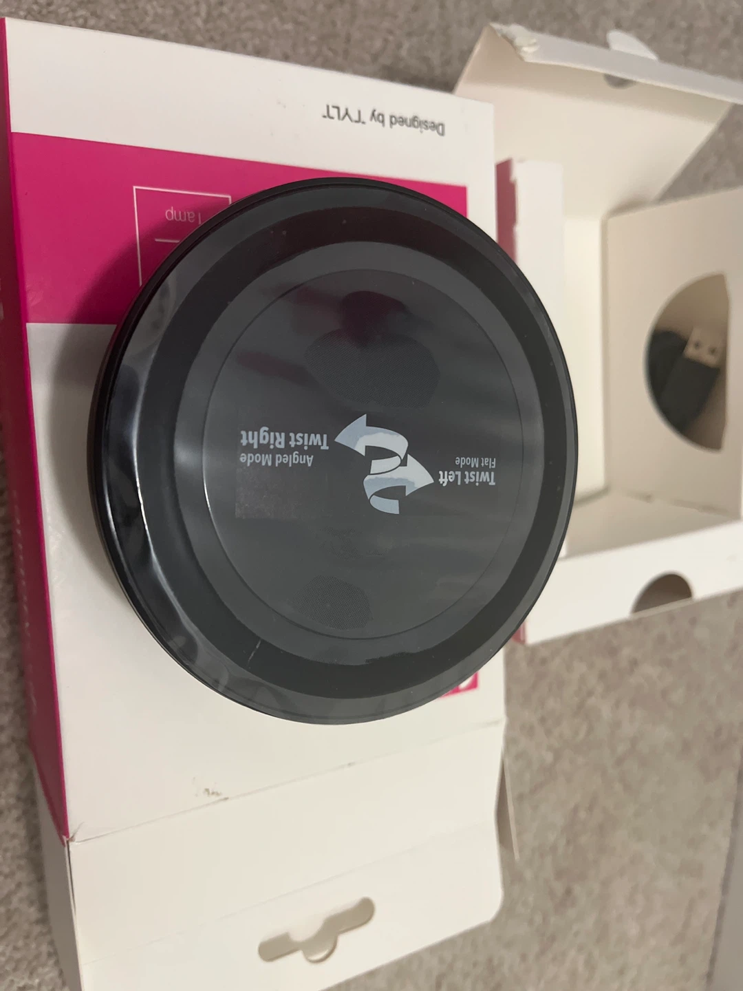 T-Mobile Wireless Charger Convertible Pad Stand - photo 3