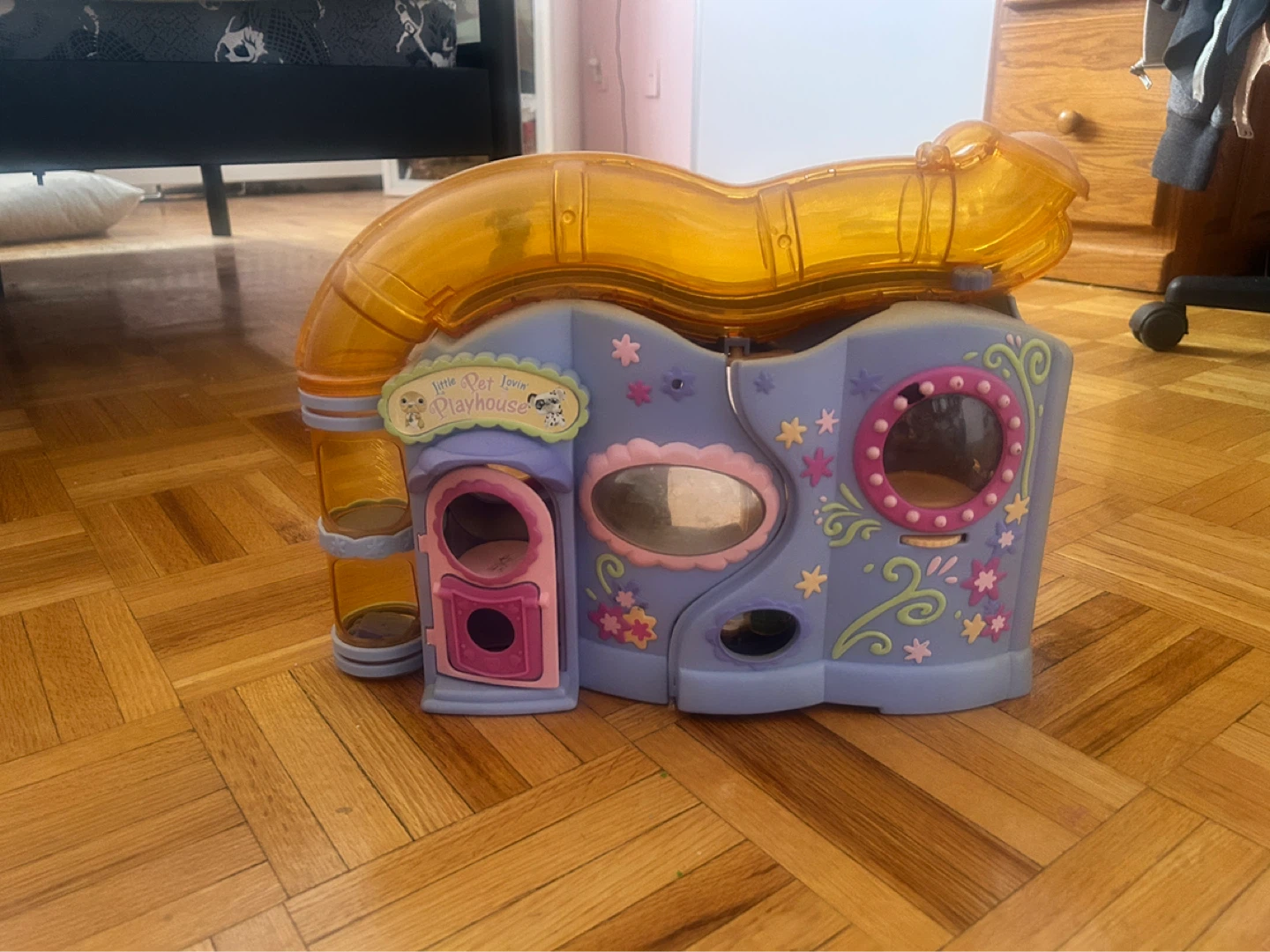 Littlest Pet Shop Little Pet Lovin' Playhouse