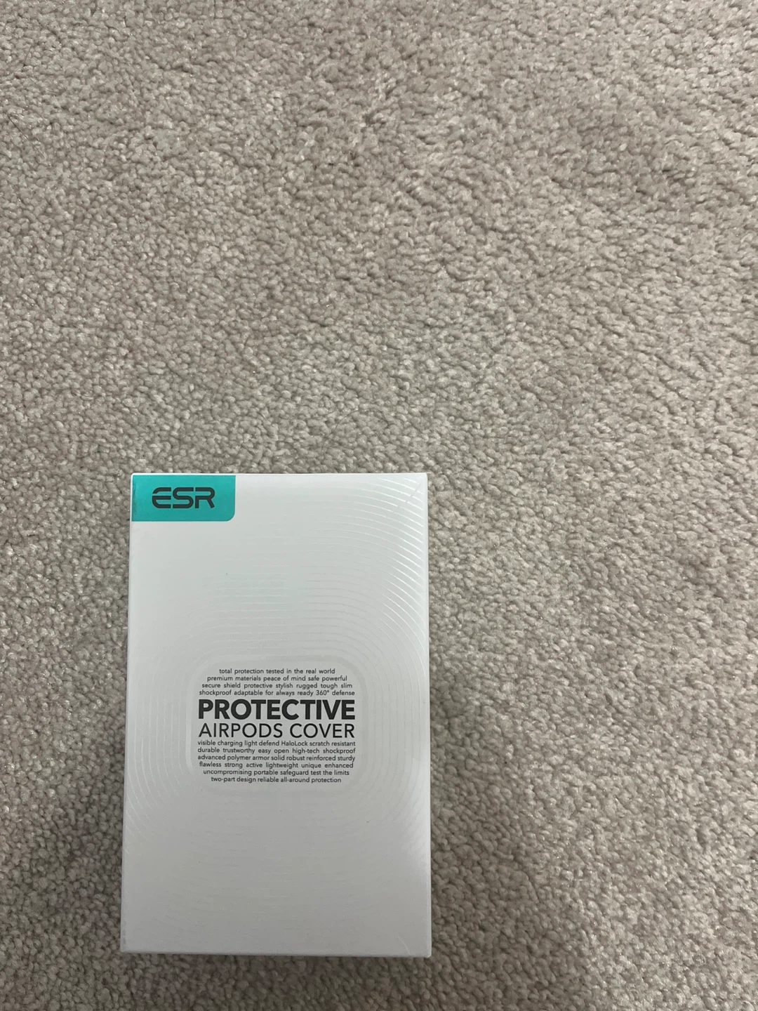 ESR Protective Airpods Cover Green - photo 2