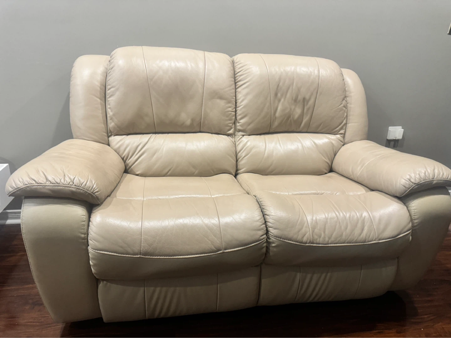 Beige Leather Double Recliner Sofa - photo 2