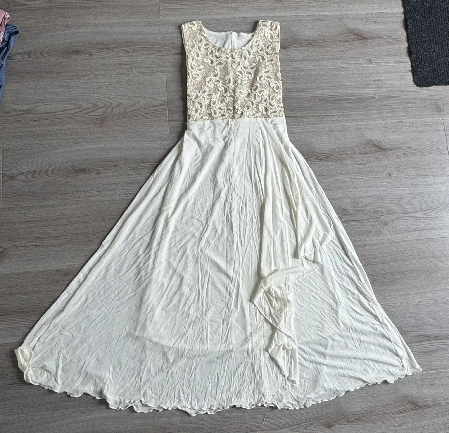 Cream Lace Bodice Maxi Dress