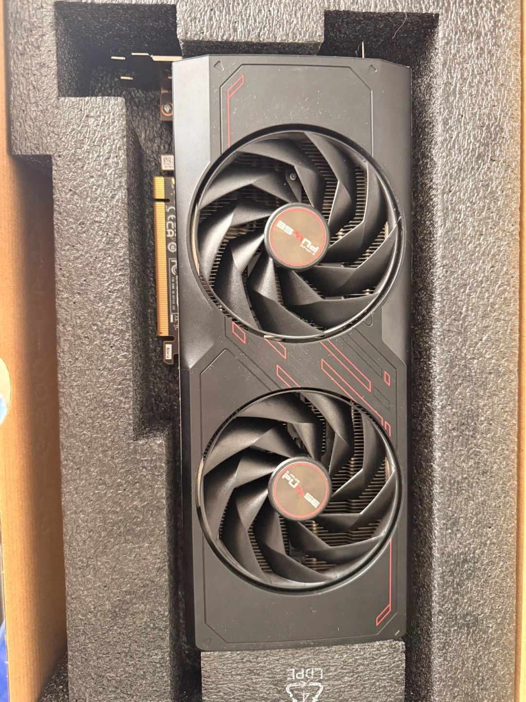 Sapphire Pulse Rx7800 XT - photo 2