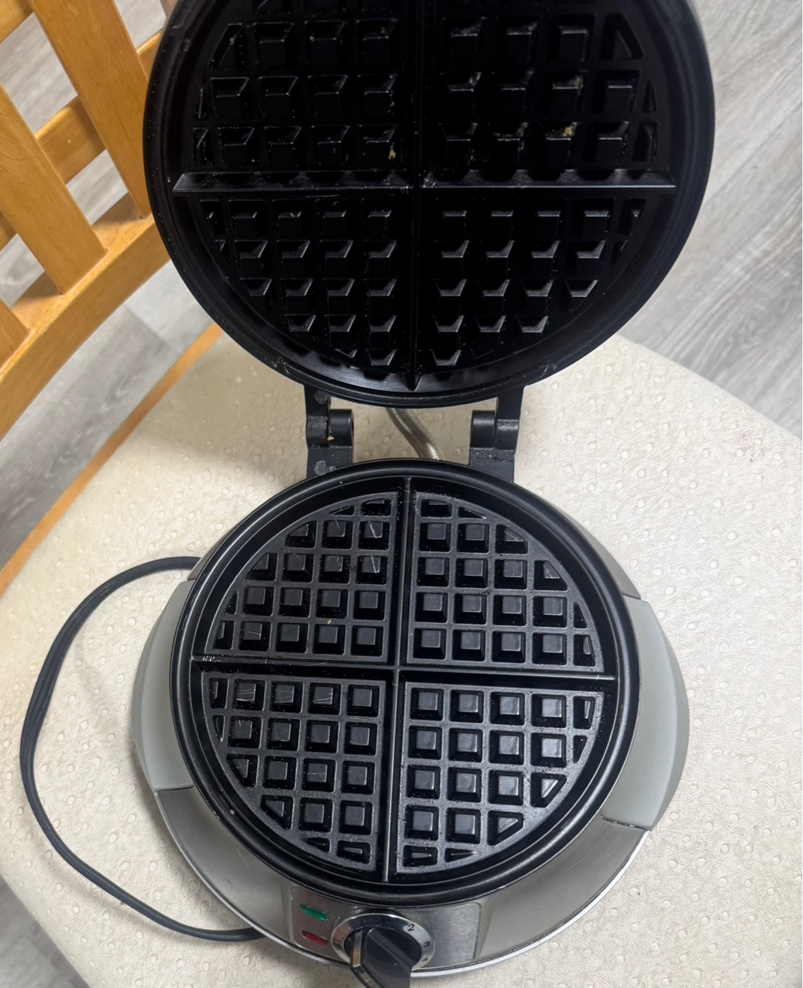 Cuisinart Waffle Maker - photo 2