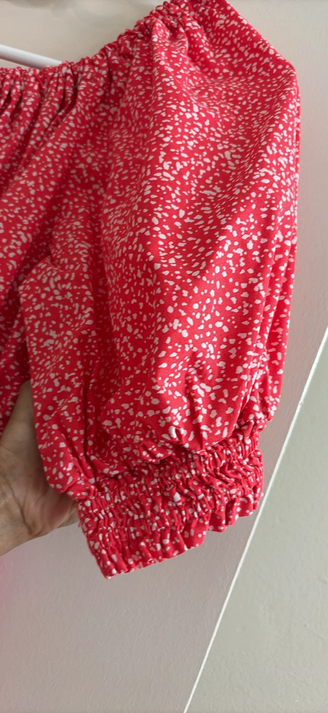 Women’s Gap Small Red & White Smocked Summer Dress - photo 2