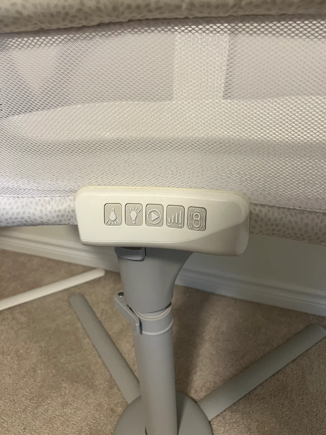 Halo Bassinest Swivel Sleeper - photo 3