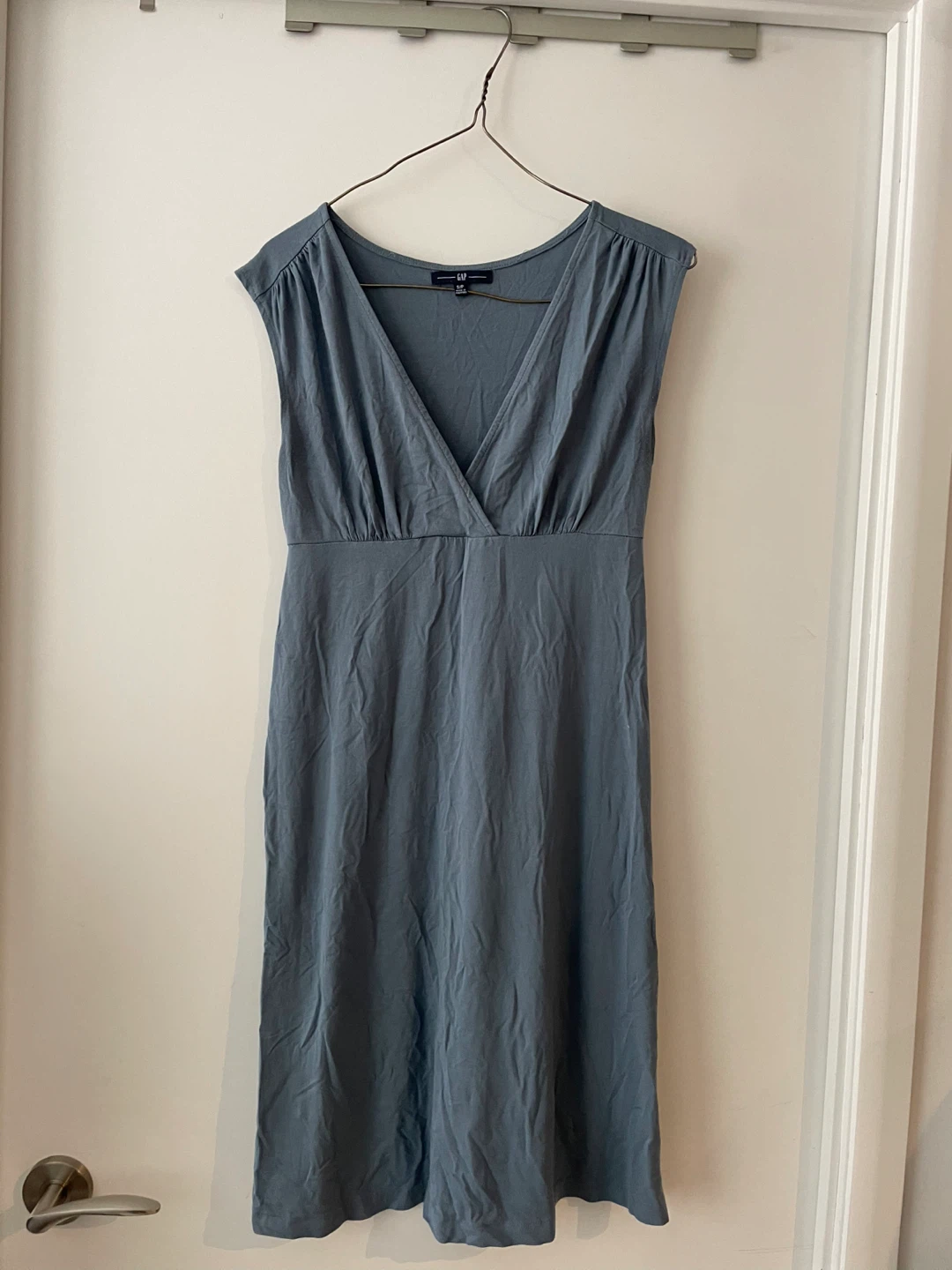 Gap Blue Sleeveless V-Neck Midi Dress