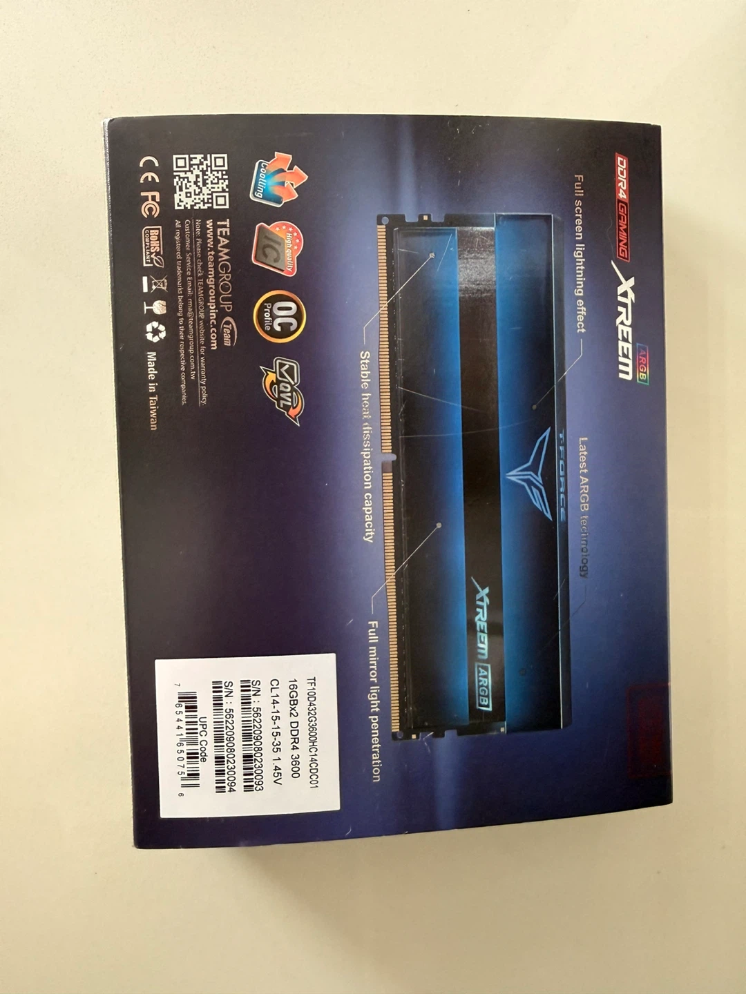 T-Force Xtreem ARGB DDR4 32GB - photo 2