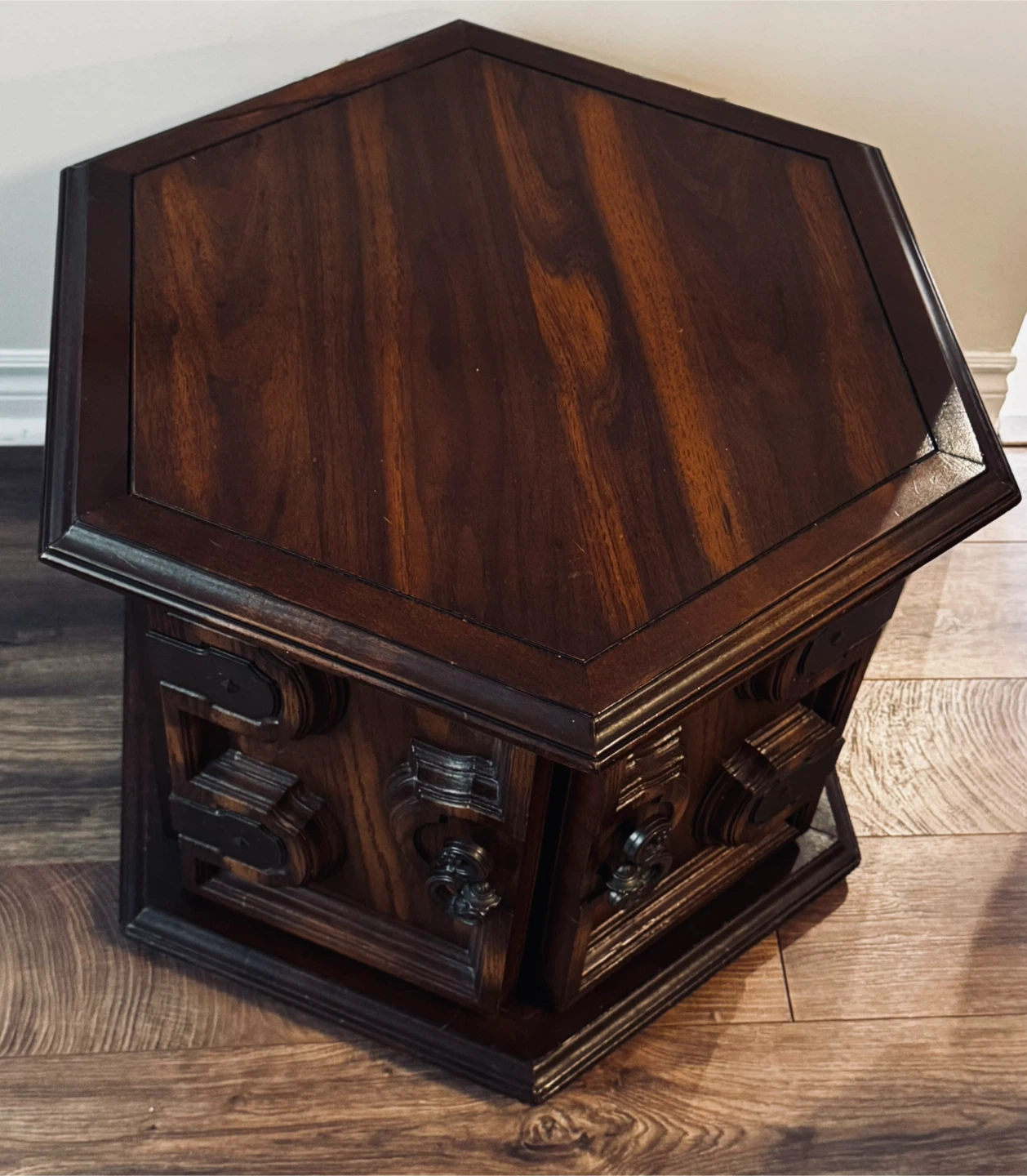 Vintage Wooden Hexagonal End Table - photo 2