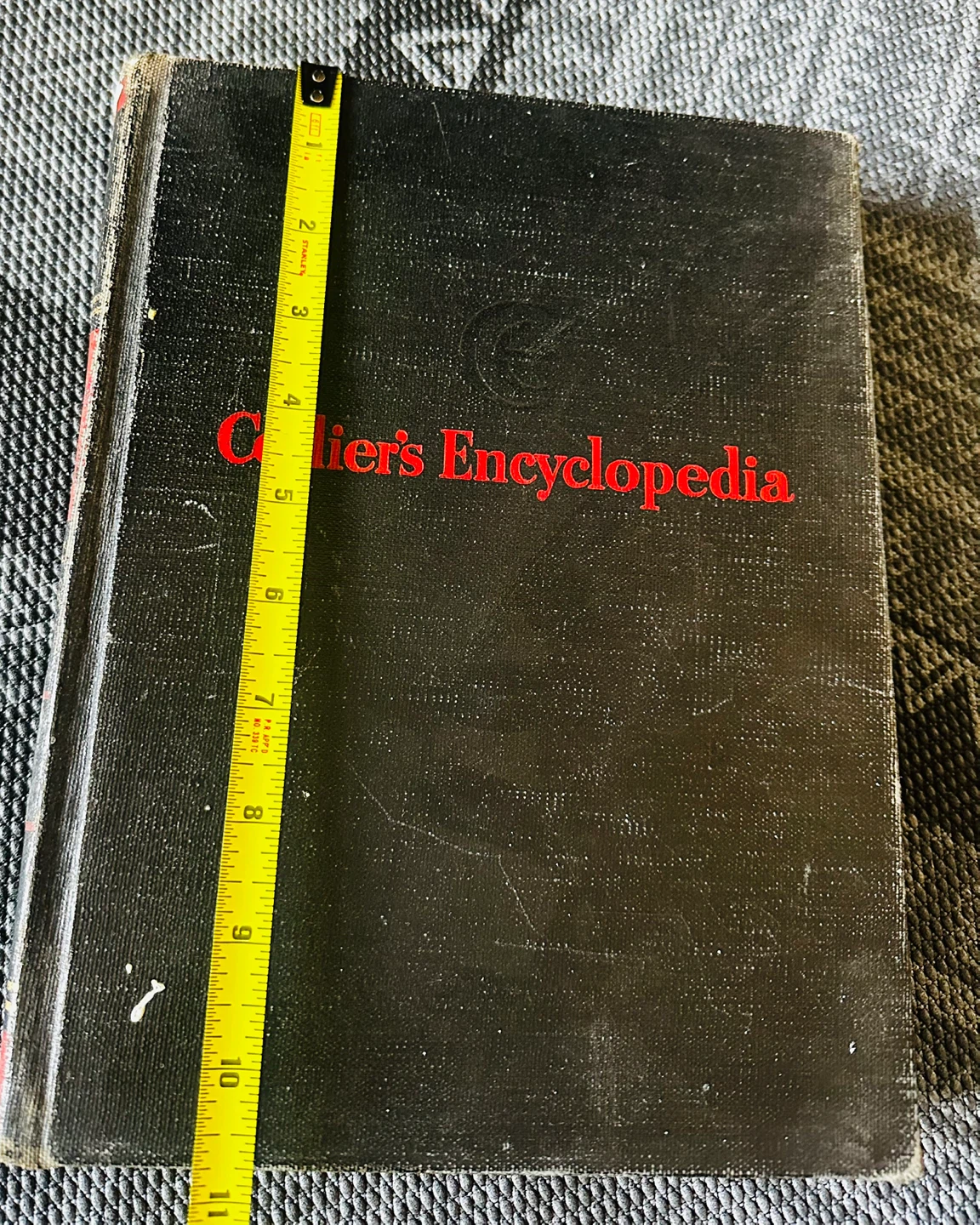 Collier's Encyclopedia 20 Volume Set - photo 3