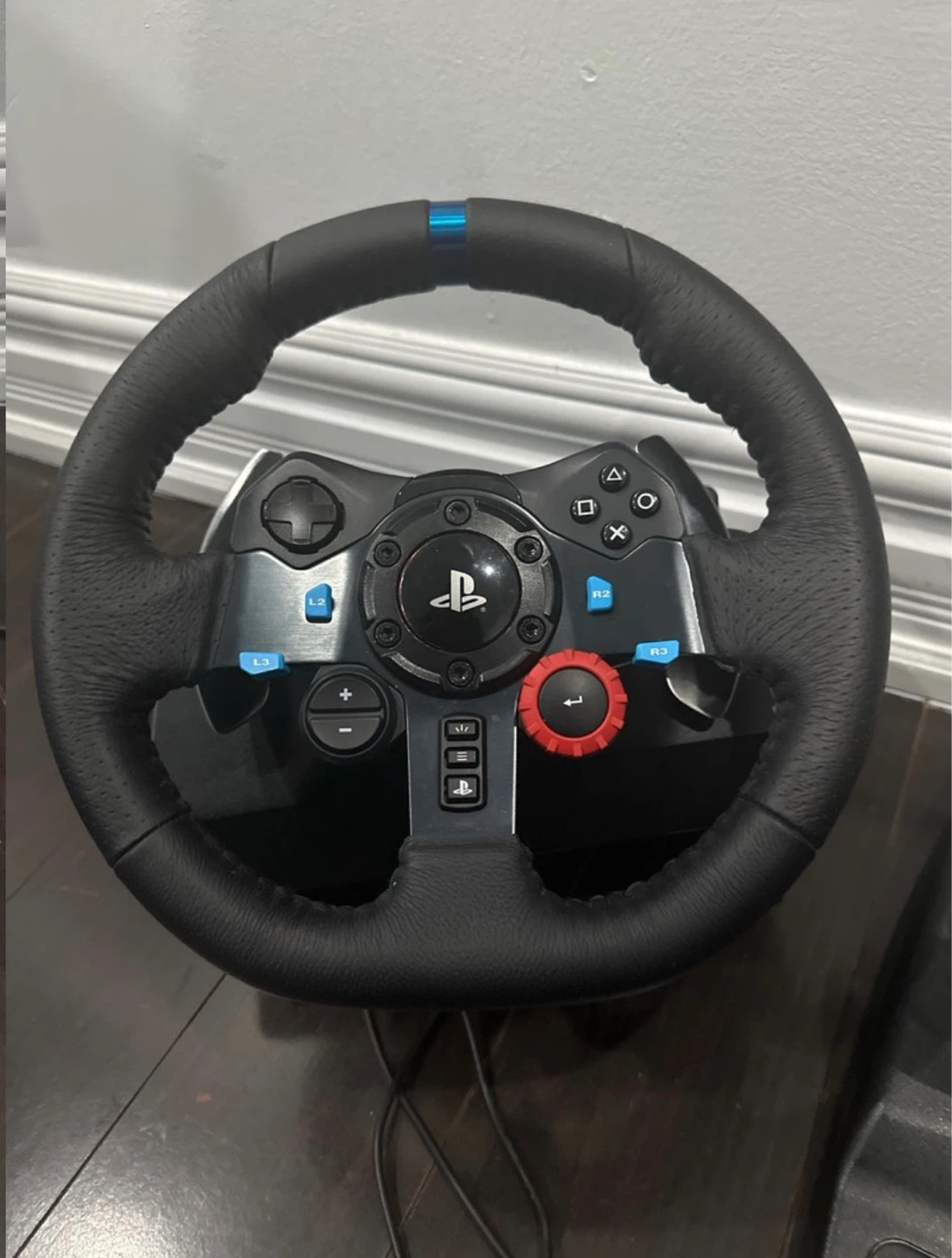 Logitech G29 Driving Force Racing Wheel and Pedals