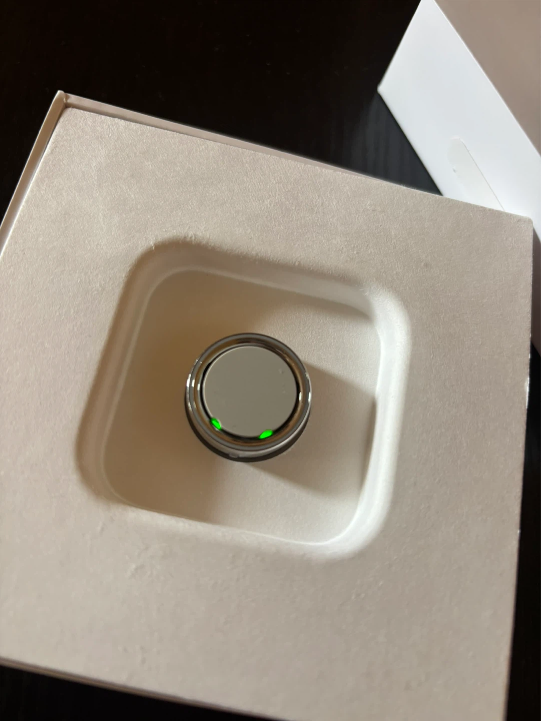 Oura Ring Gen 4 Size 8 Silver - photo 2