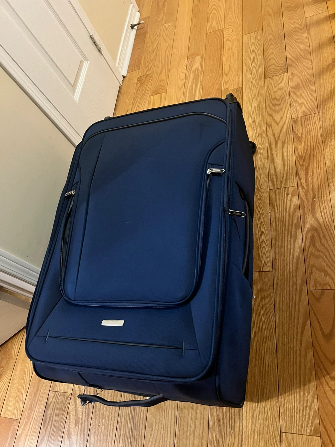 Navy Blue Travel Luggage – Large