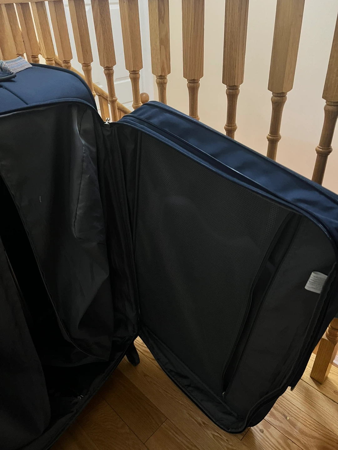 Navy Blue Travel Luggage – Large - photo 5