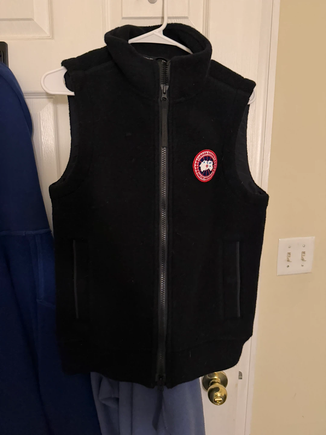Canada Goose Black Fleece Vest - photo 3