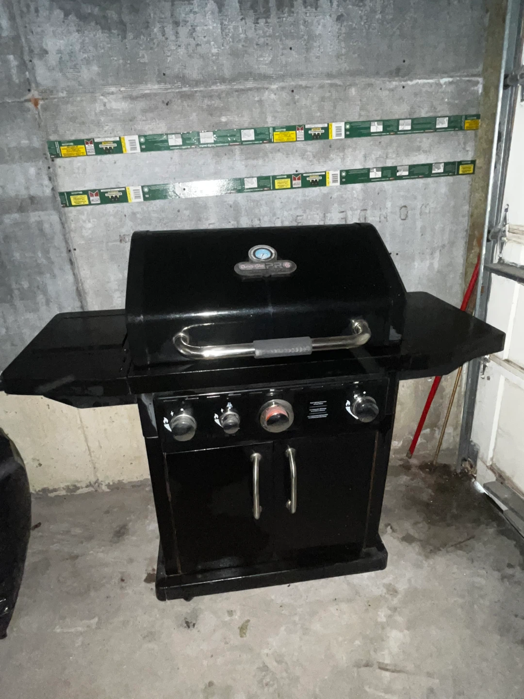 Dyna-Glo 4 Burner Propane Grill