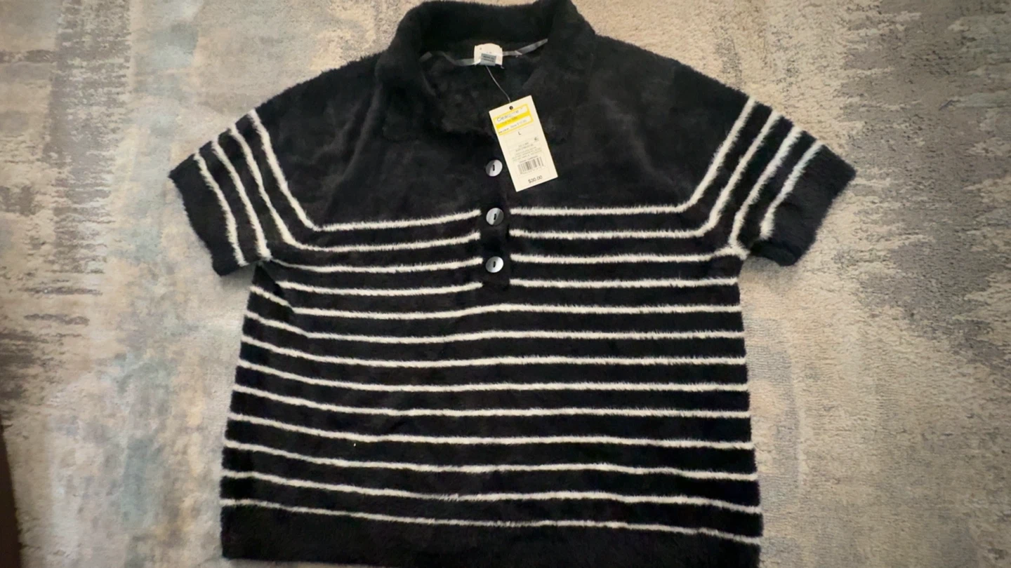 New Day Black & White Striped Fuzzy Cropped Polo Shirt Size L