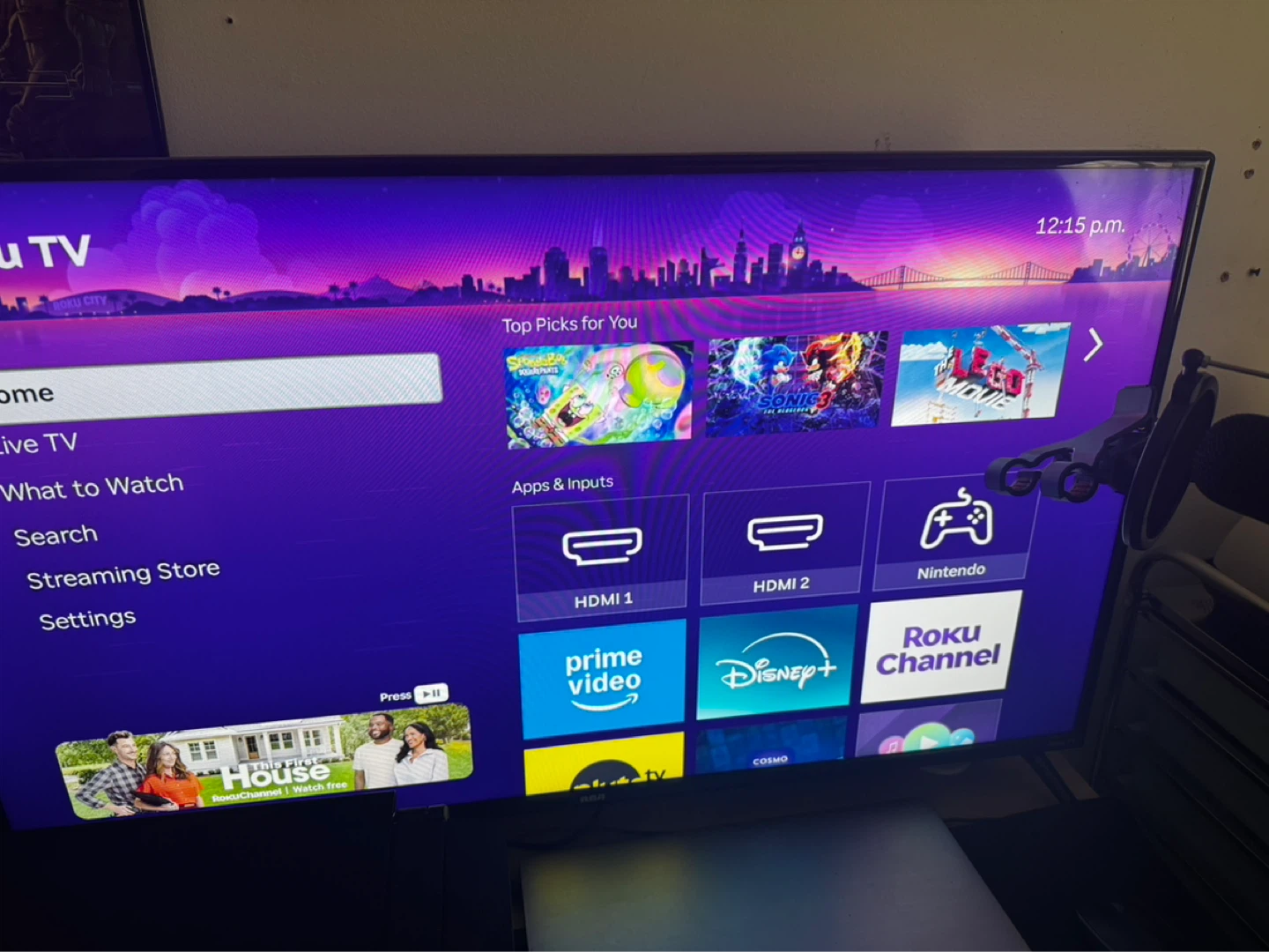 46 inch Roku TV - photo 3