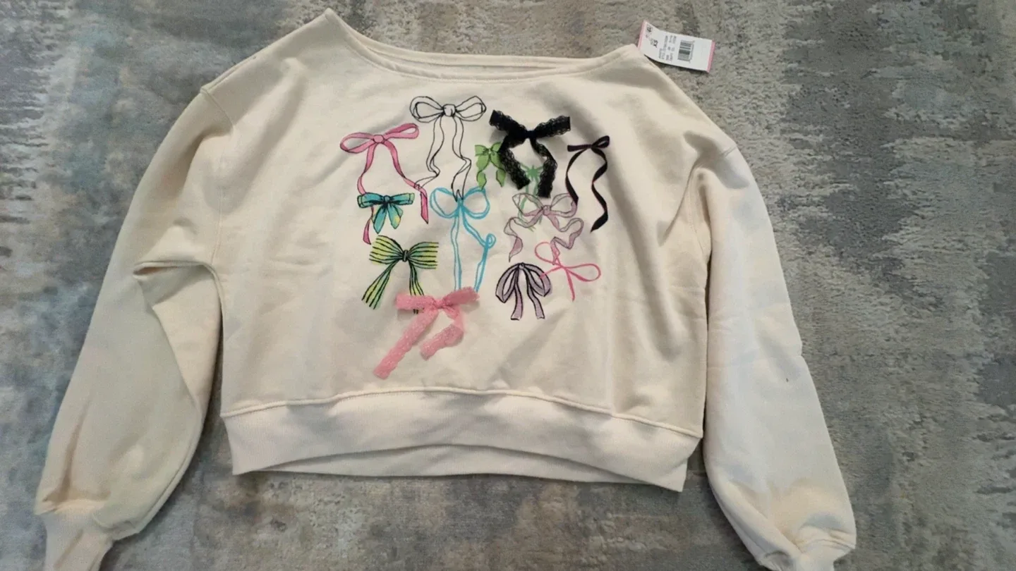 Cream Sweatshirt with Bow Appliqués