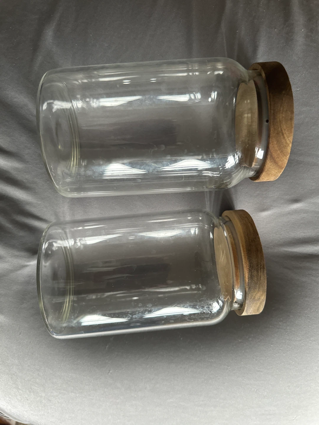 Set of 2 Glass Jars with Wooden Lids