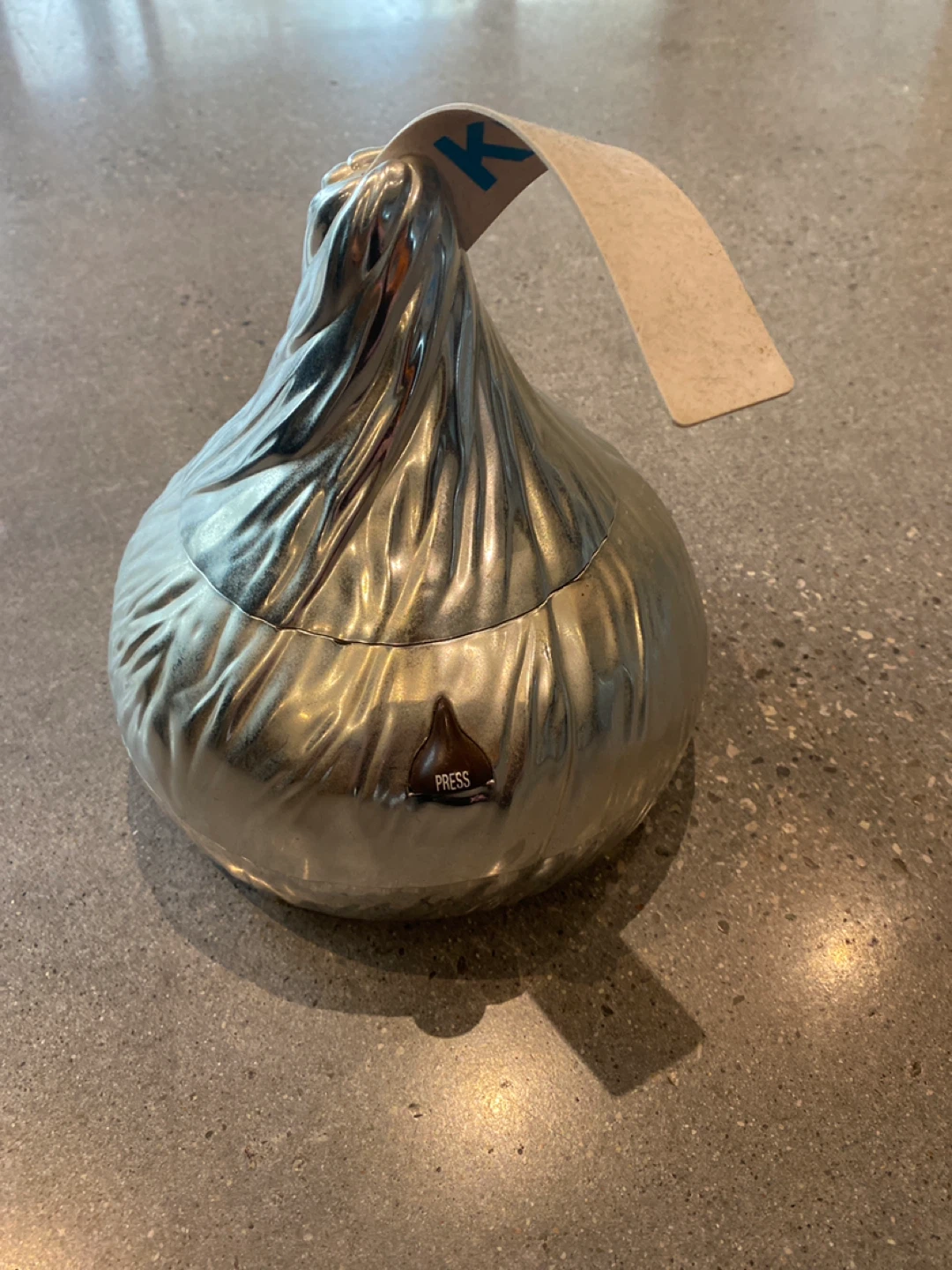 Hershey's Kisses Silver Musical Candy Dispenser