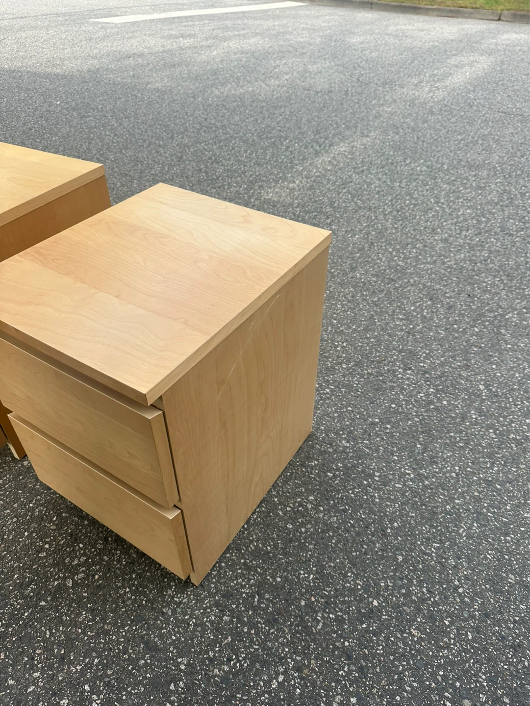 IKEA Nightstand perfect condition - photo 4