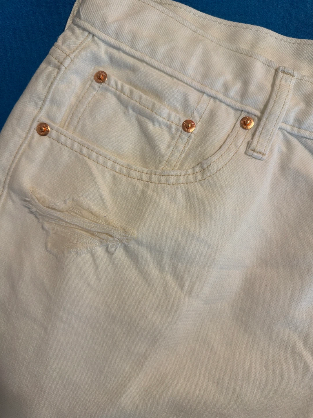 GAP White Denim Cut-off Shorts Size 33 - photo 4