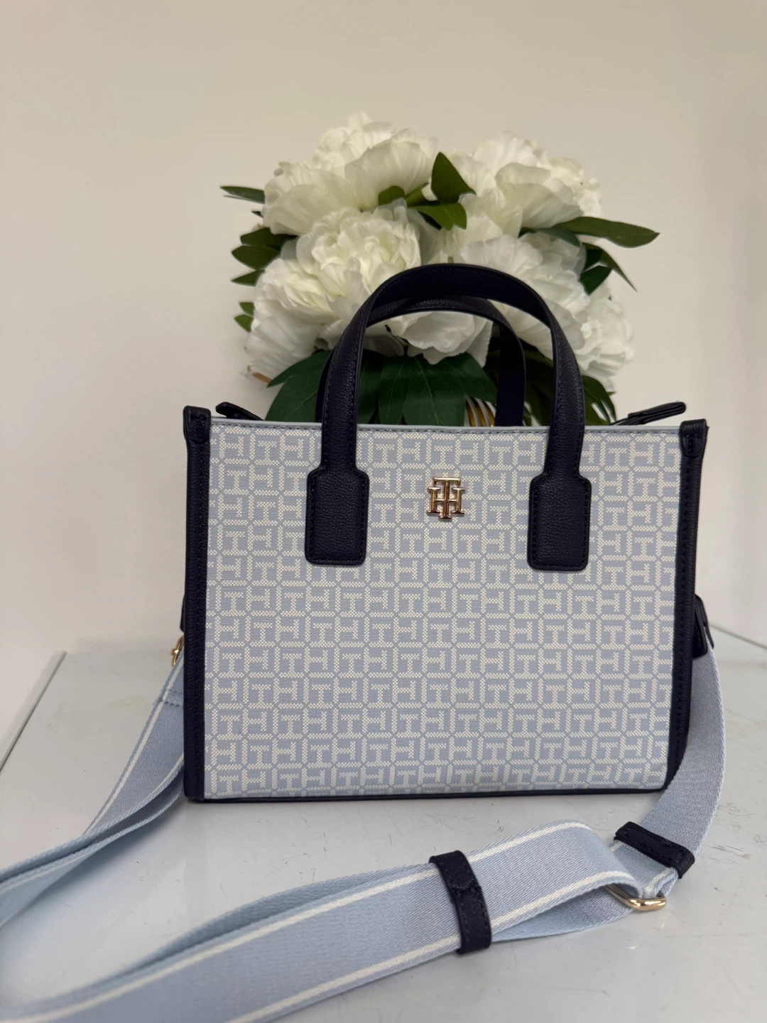 Tommy Hilfiger Tote Bag - Light Blue/White