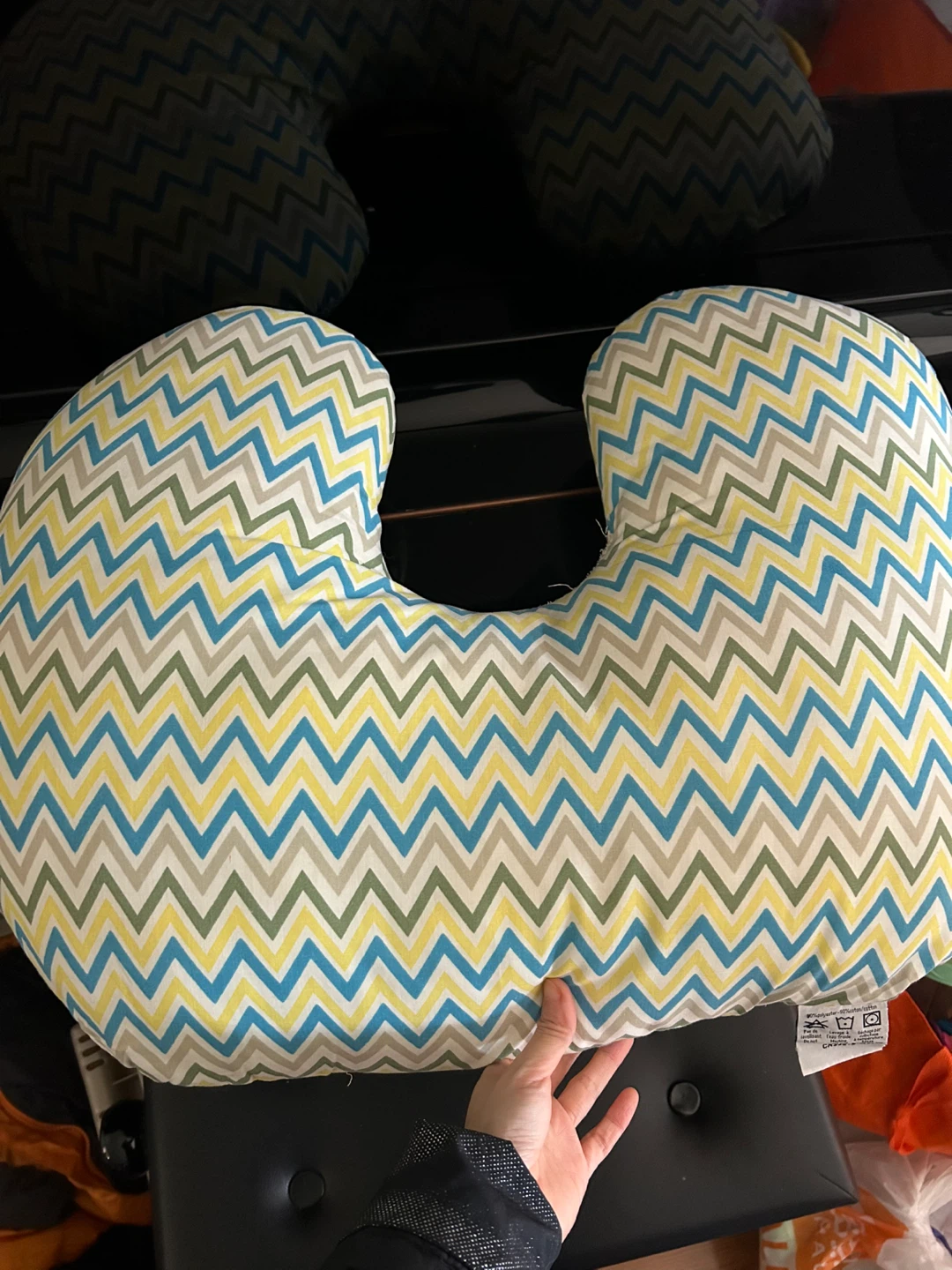 Nursing Pillow - Chevron Pattern - photo 2