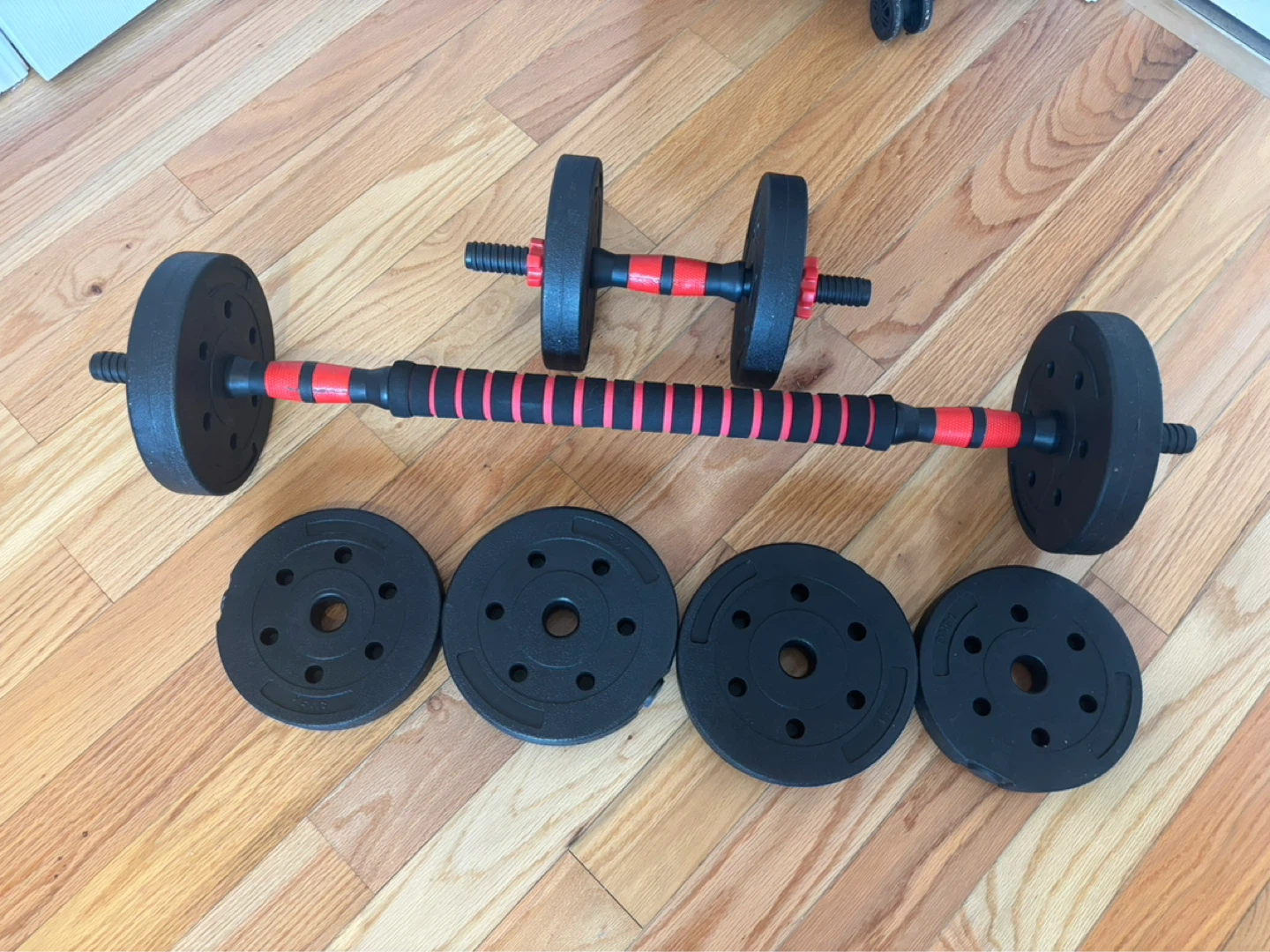 Adjustable Dumbbell Set with 2KG and 1.5KG Weights