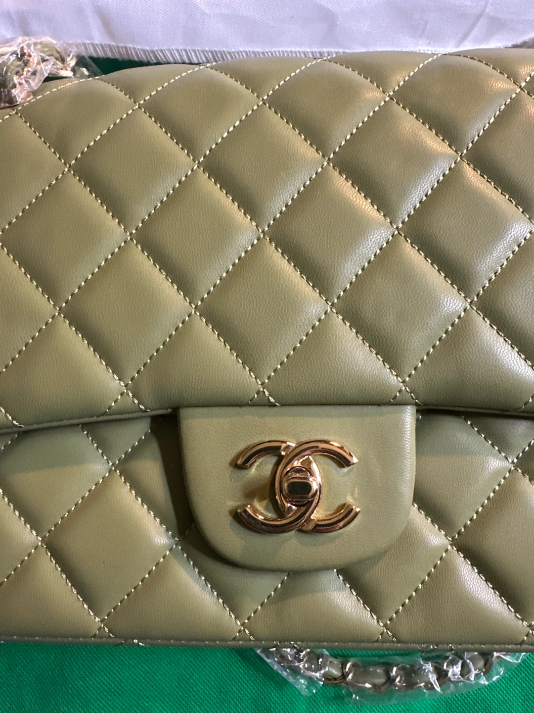 Chanel Quilted Flap Handbag - photo 2