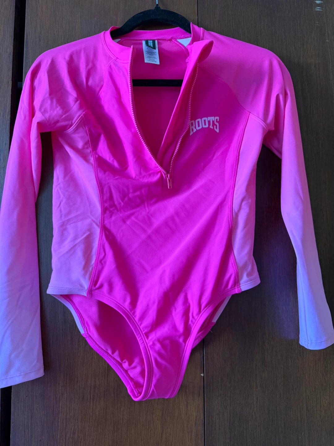 Roots Pink Long Sleeve Rash Guard Swimsuit L/G (10/12)