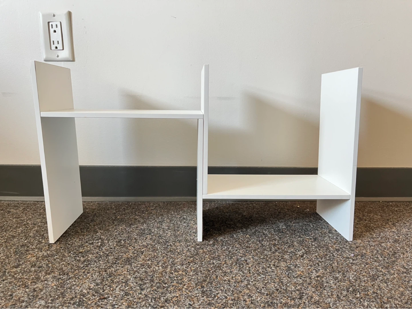 Adjustable White Desk Shelf / Organiser - photo 2