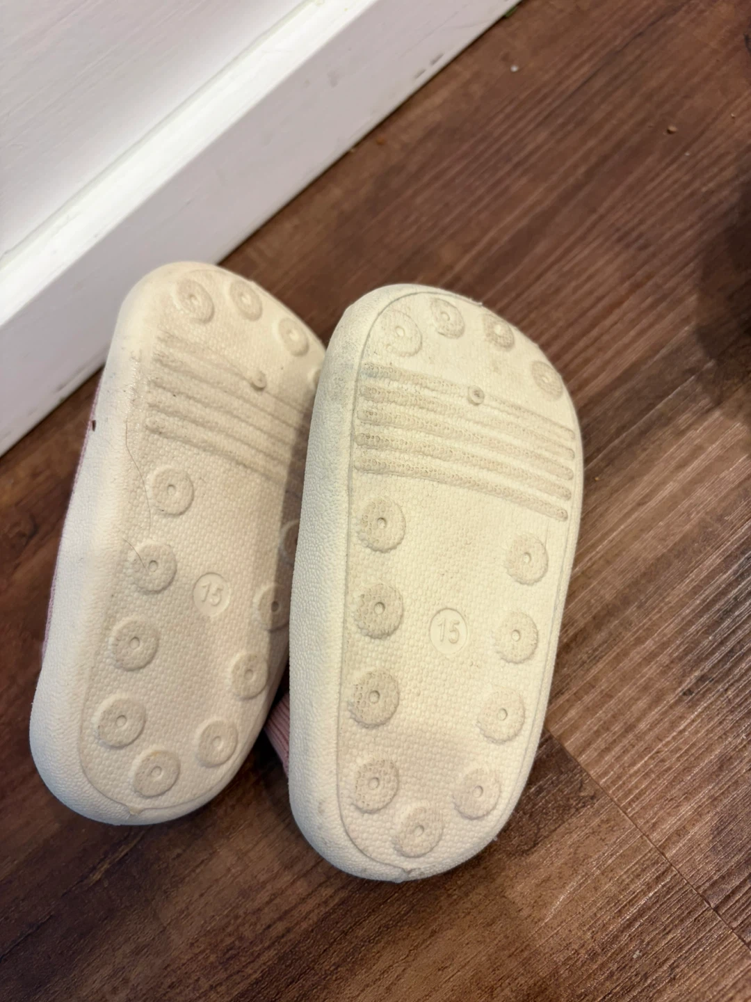 🌱 baby girls show 6-12M $10 total - photo 2