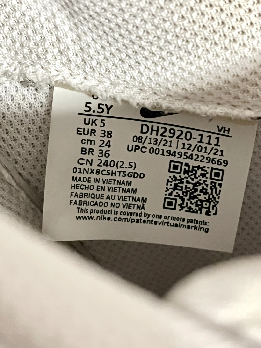 Nike Air Force 1  - White, Size 5.5Y - photo 4