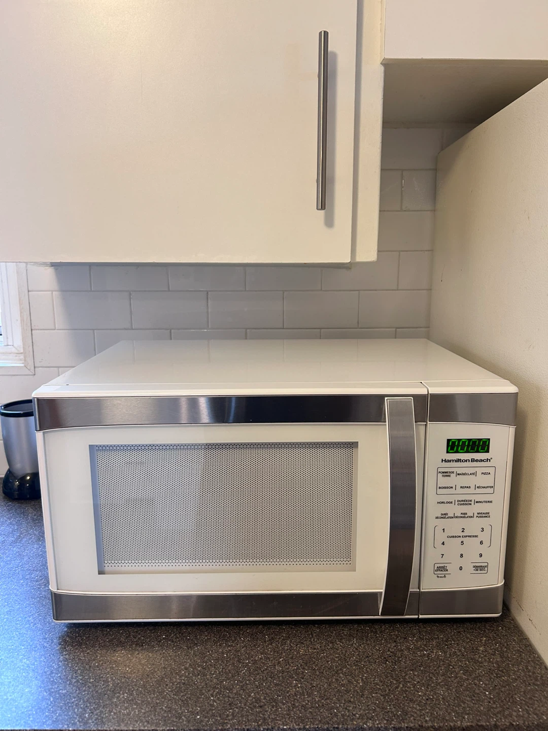 Hamilton Beach Microwave 1.1 cu ft Stainless Steel