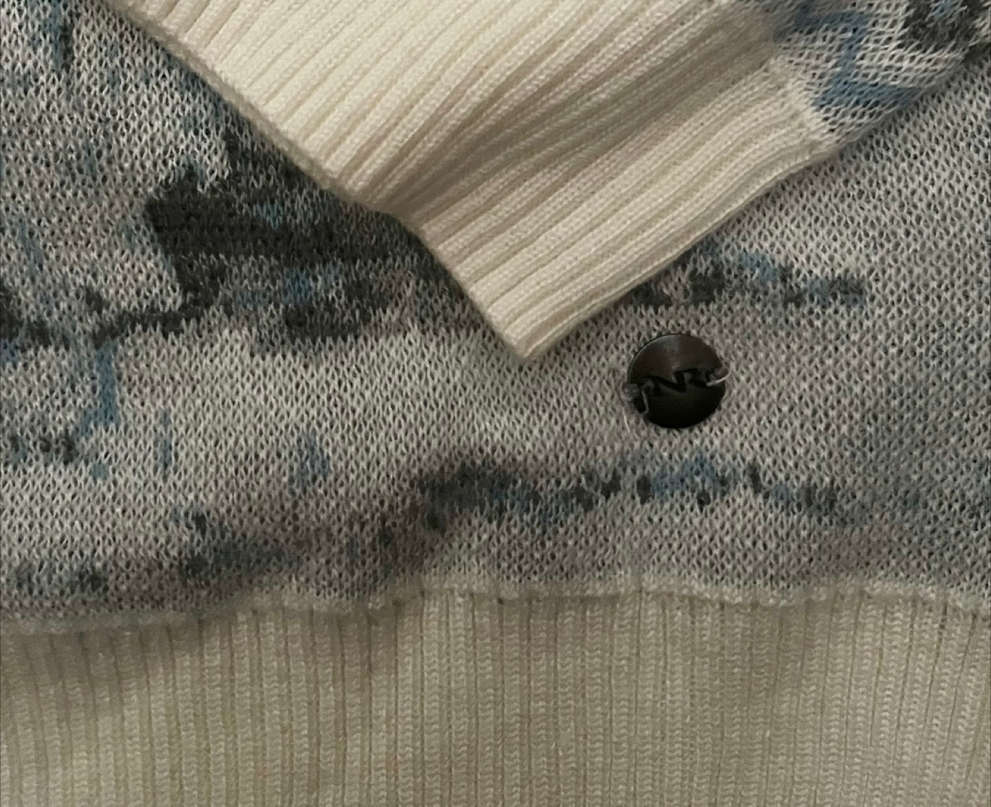 Northern Reflections Sweater - Size L - photo 3