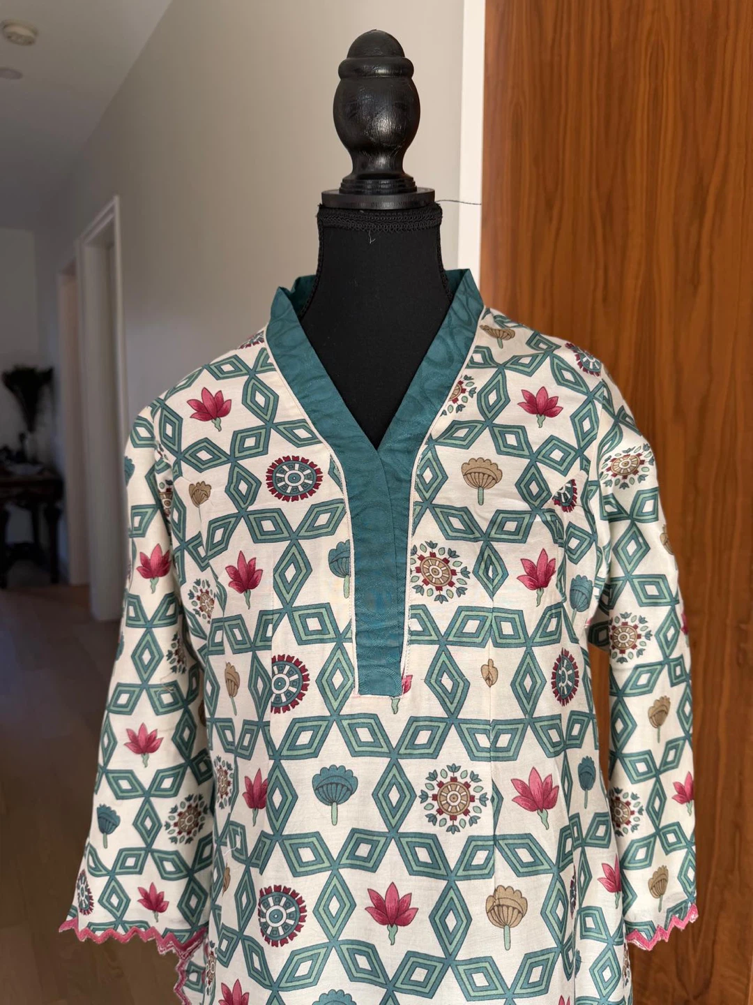 Women's Kurti with Dupatta