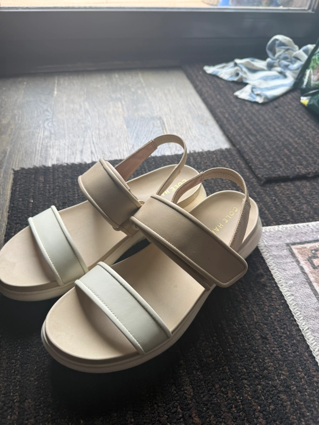 Cole Haan Women's Tan & White Platform Sandals - photo 4