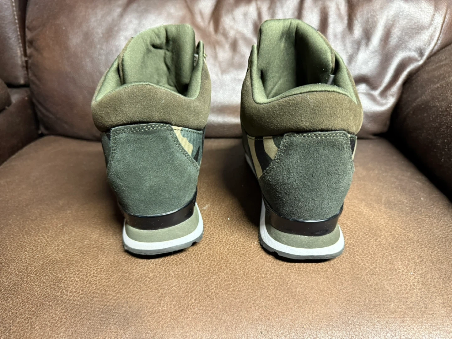 Fashion Camouflage Sport Sneakers - photo 4